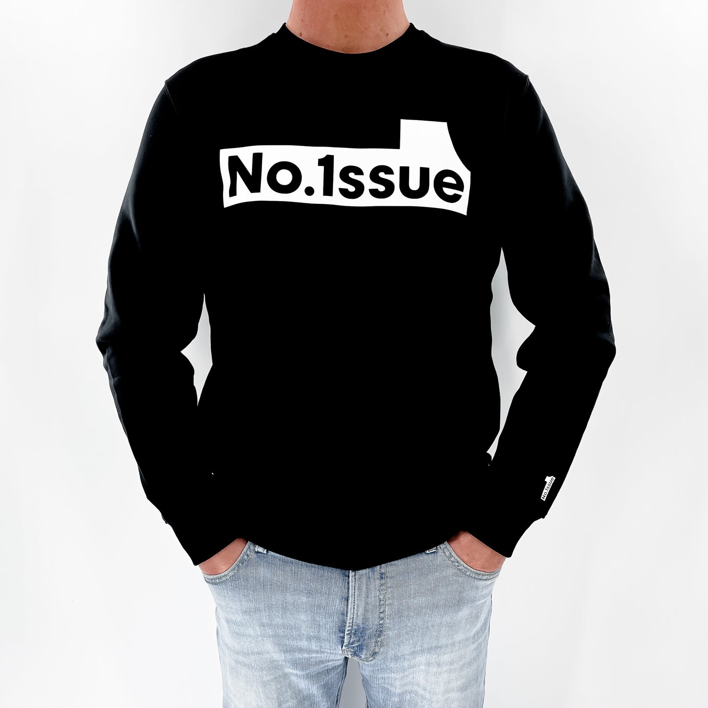 Sweater No.1ssue